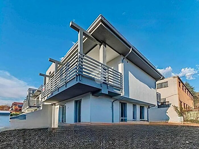 Appartamento trilocale in vendita in Via Serena, Bergamo