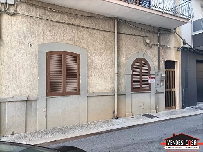 Appartamento trilocale in vendita in Via Gramsci, Acquaviva Delle Fonti