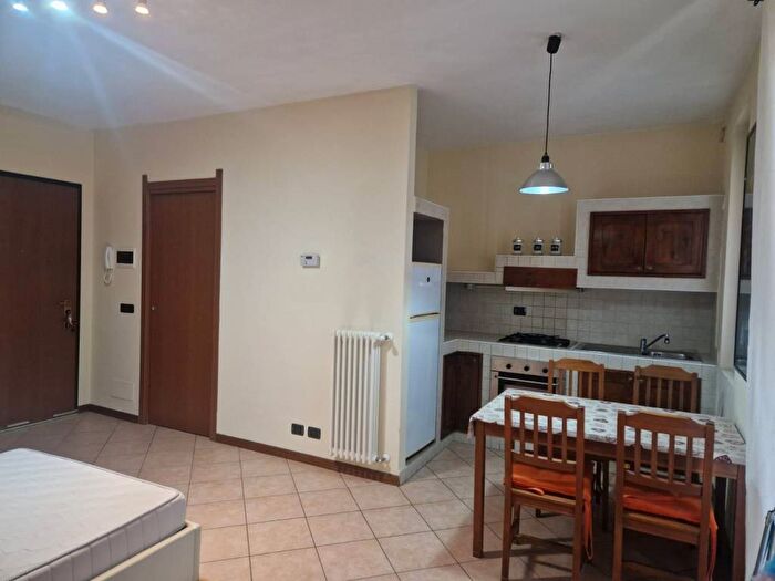 Appartamento monolocale in affitto in Via Oslavia, Camerlata Rebbio, Como