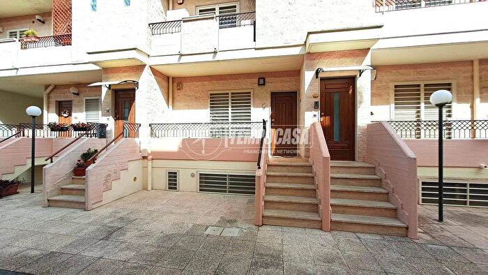 Casa trilocale in vendita in Via Cavaliere Domenico Nicassio a, Adelfia