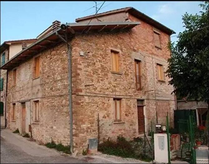 Casa monolocale in vendita in Frazione San Pellegrino, Gualdo Tadino