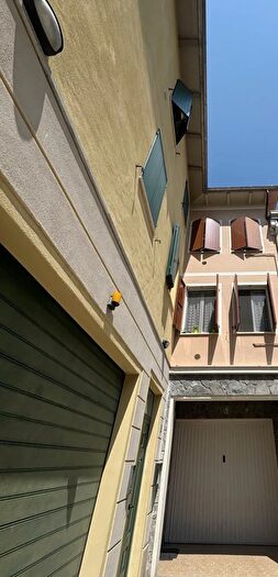 Casa con 6 locali in vendita in Via Dominici, Colorno