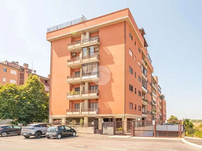 Appartamento monolocale in vendita in Viale Galvano della Volpe, Roma