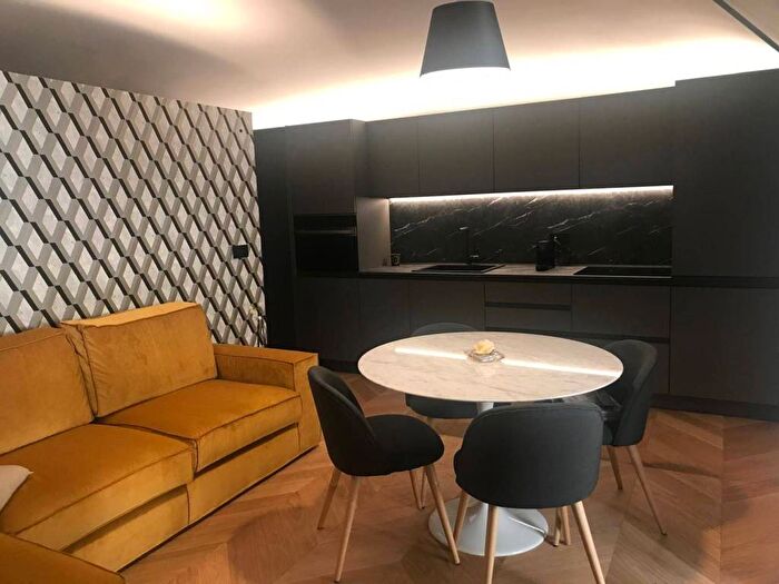 Appartamento monolocale in affitto in Via Giuseppe Luigi Lagrange, Via Roma, Torino