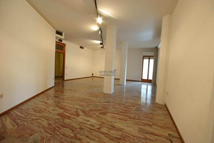 Appartamento con 5 locali in vendita in San Giustino