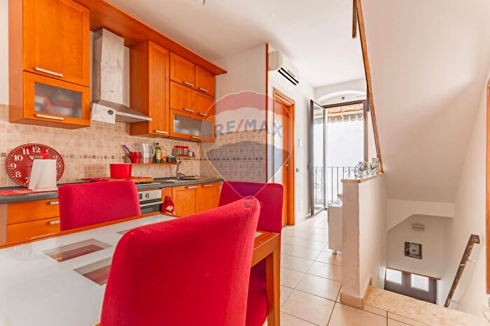 Casa bilocale in vendita in Via Santa Rita, Noicattaro