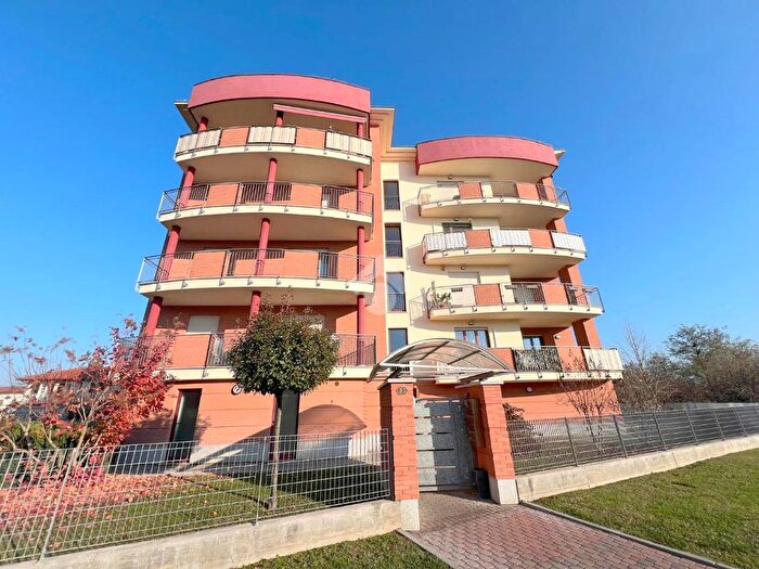 Appartamento monolocale in vendita in Via Francesco Cirio, Asti