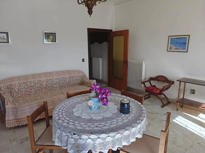 Appartamento con 6 locali in vendita in Viale Antonio Gramsci, Piancastagnaio