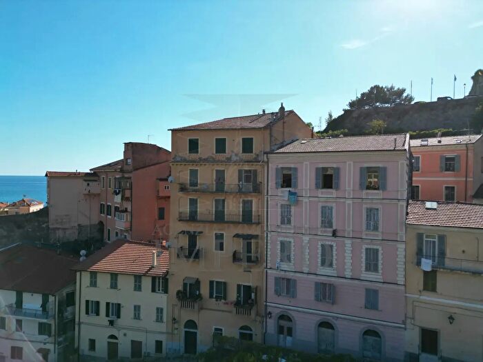 Appartamento quadrilocale in vendita in Via Biancheri, Ventimiglia