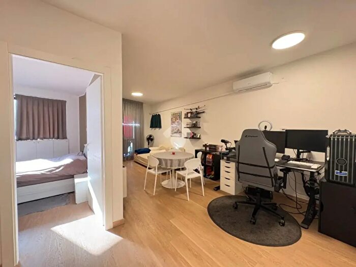 Appartamento bilocale in vendita in Via Vittorio Veneto, Bastia Umbra