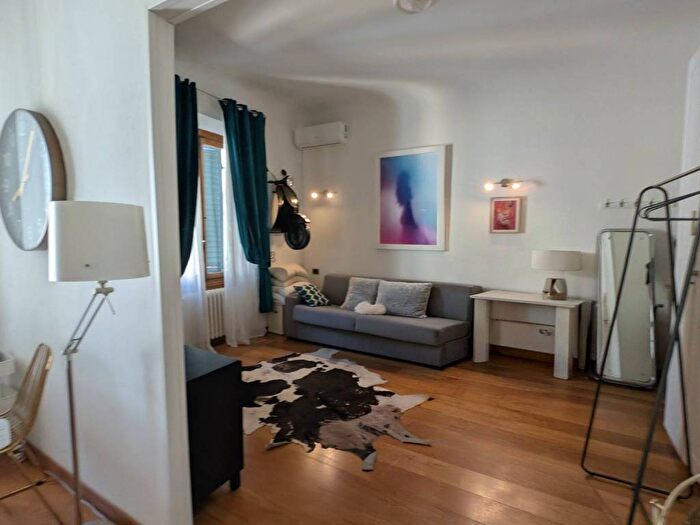 Appartamento bilocale in affitto in Via San Zanobi, San Marco SS Annunziata, Firenze
