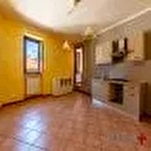 Appartamento in vendita in Via Roma Torricella in Sabina Ri Italia, Torricella In Sabina