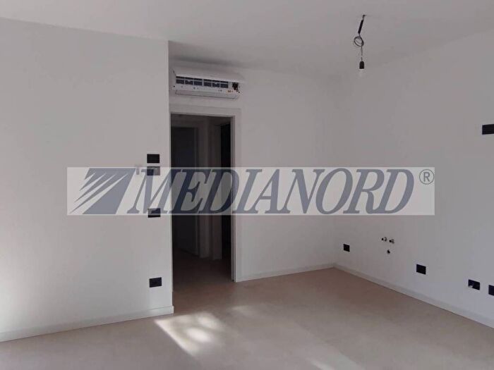 Appartamento bilocale in affitto in Via Monte Misma, Gavarno Tribulina, Scanzorosciate