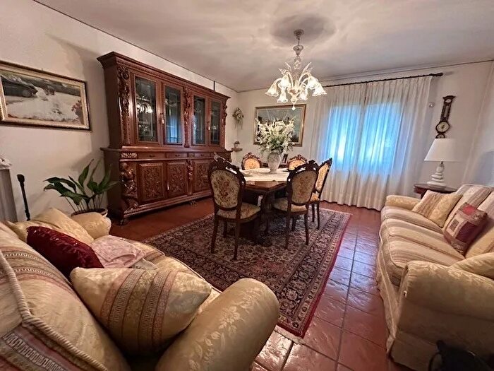 Casa con 5 locali in vendita in Via Alcide De Gasperi, Santa Maria Di Sala