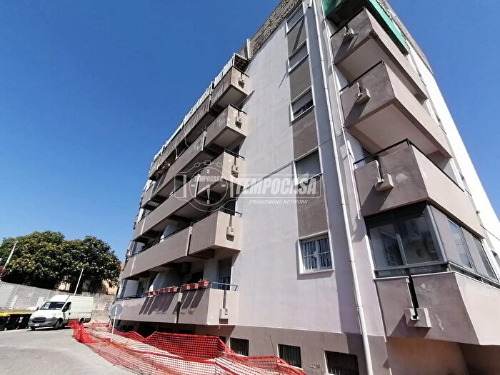 Appartamento quadrilocale in vendita in Viale Giostra, Messina