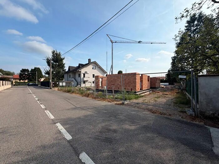 Case in Vendita e in Affitto - 3
