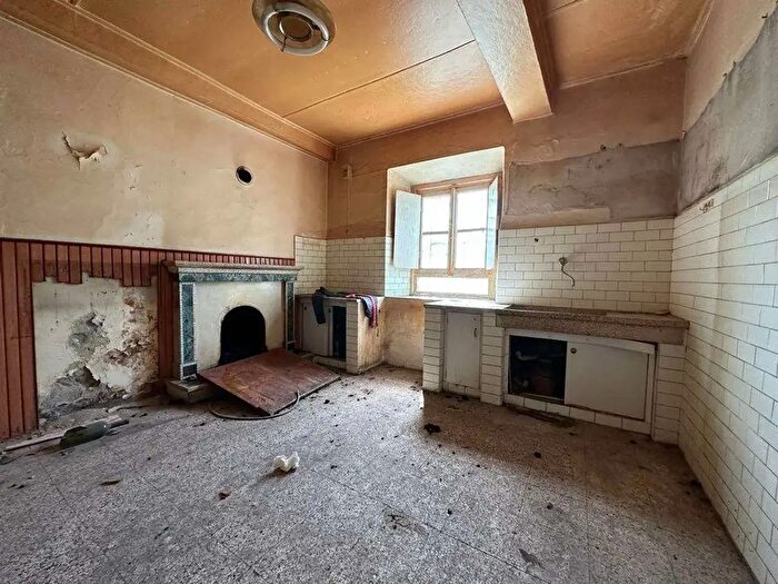 Casa con 20 locali in vendita in Via delle Ville, Capannori