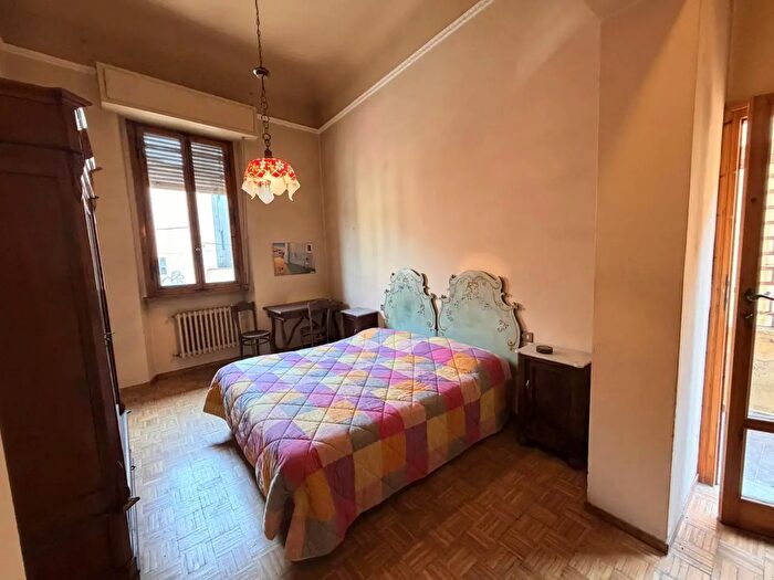 Appartamento trilocale in vendita in Via Gioberti, Firenze