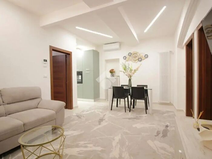 Appartamento trilocale in vendita in V Marco Emilio Lepido, Bologna