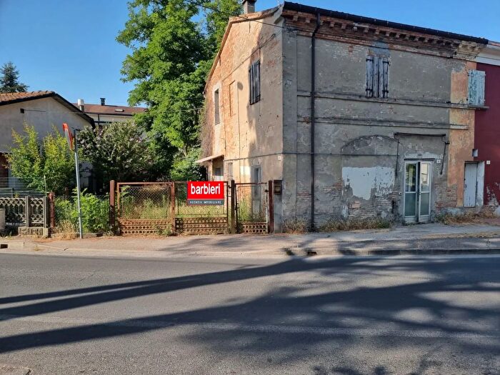 Casa con 6 locali in vendita in del Confine, Cervia