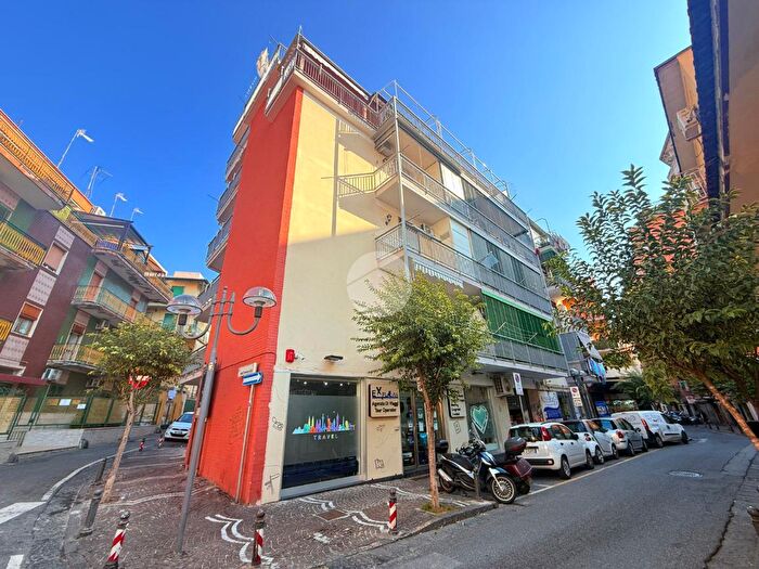 Appartamento quadrilocale in vendita in Via I Immacolata, Portici