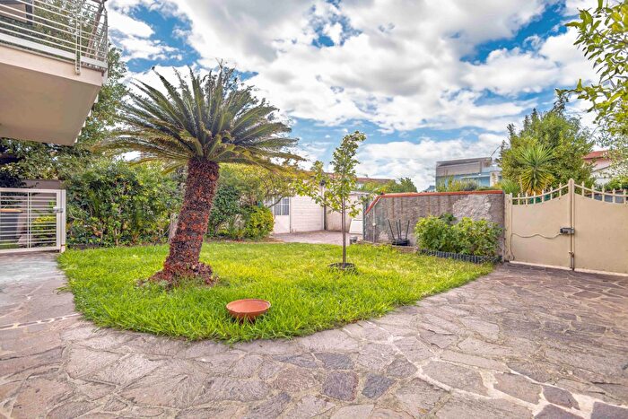 Casa quadrilocale in vendita in Cascina