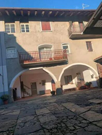 Casa con 6 locali in vendita in Via Quintavalle, Parre