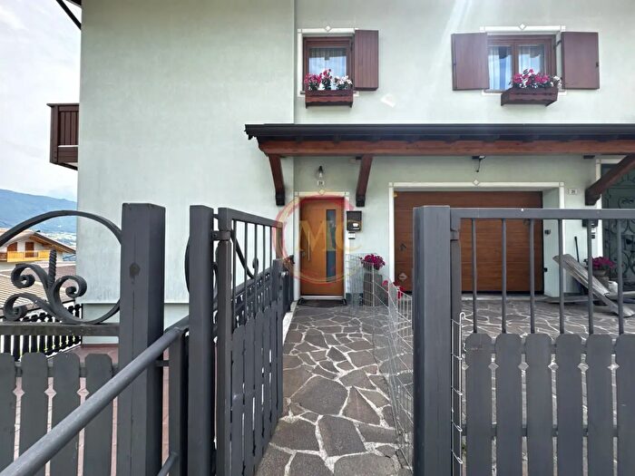 Appartamento quadrilocale in vendita in Via Risorgimento, Stenico