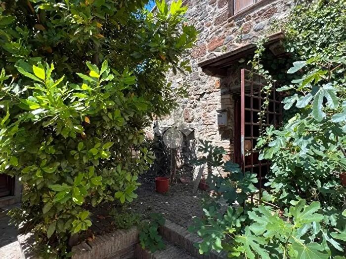 Appartamento bilocale in vendita in Via del Monte, Trevignano Romano
