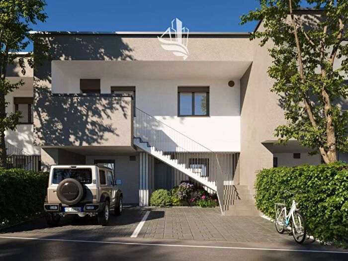 Appartamento trilocale in vendita in Via Stazione, Salorno