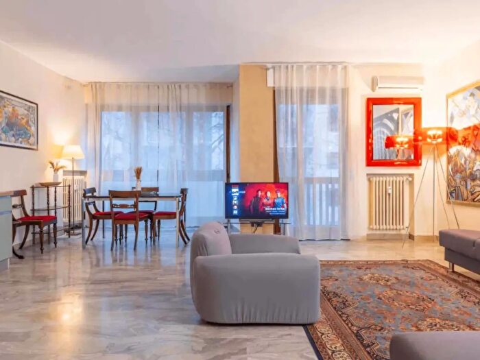 Appartamento monolocale in affitto in Via Correggio, Milano