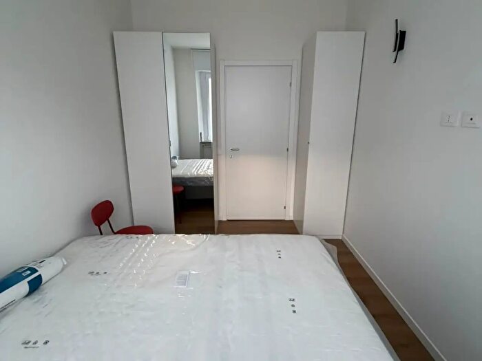 Appartamento trilocale in affitto in Via Francesco Paolo Michetti, Milano