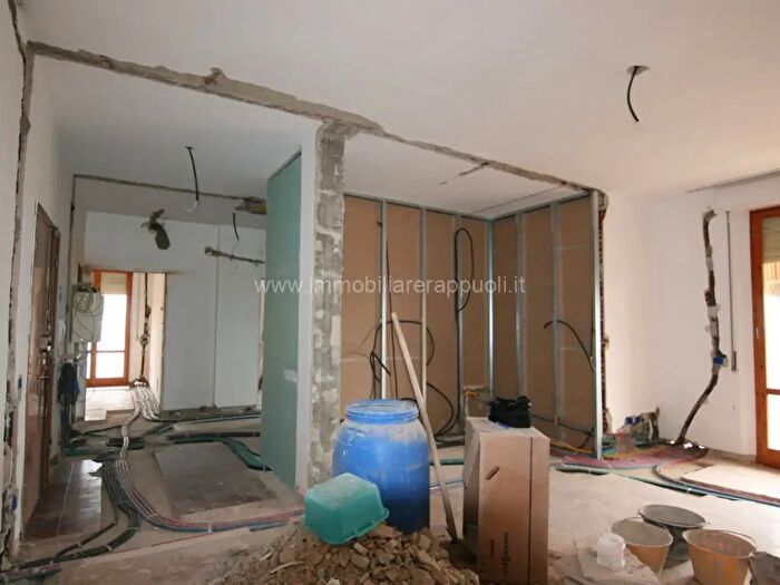 Appartamento quadrilocale in vendita in Sinalunga