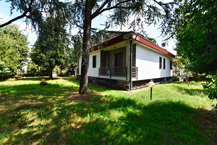 Casa con 5 locali in vendita in Via Toniolo, Paderno Dugnano