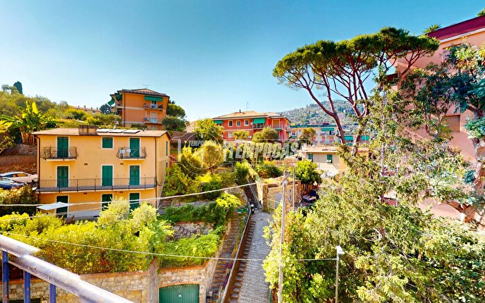 Appartamento trilocale in vendita in Via Costamezzana a, Santa Margherita Ligure