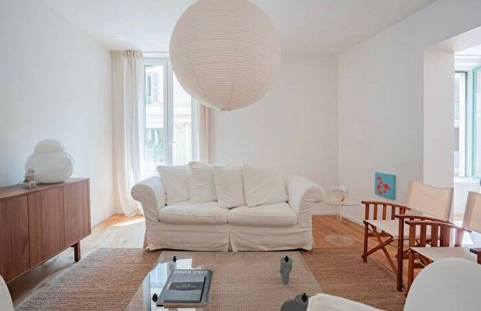 Appartamento bilocale in affitto in Via Giovanni Battista Niccolini, Paolo Sarpi, Milano