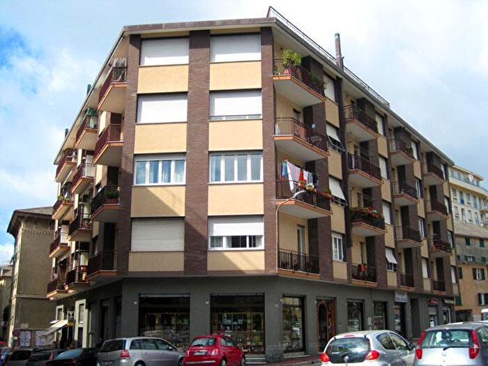 Appartamento bilocale in affitto in Via Olivette, Arenzano