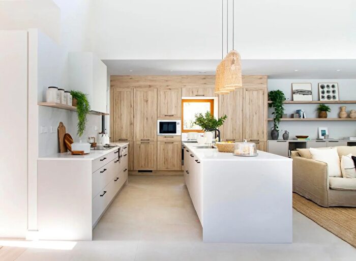 Case in Vendita e in Affitto - 3