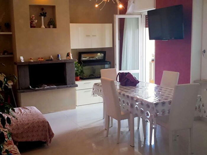 Appartamento con 5 locali in vendita in Via Domenico Cimarosa, Perugia
