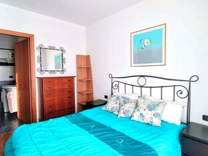 Appartamento monolocale in affitto in Via Savona, Milano