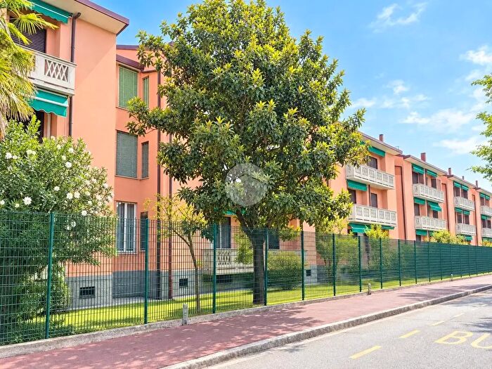 Appartamento bilocale in affitto in Via Alessandro Manzoni, Cernusco Sul Naviglio