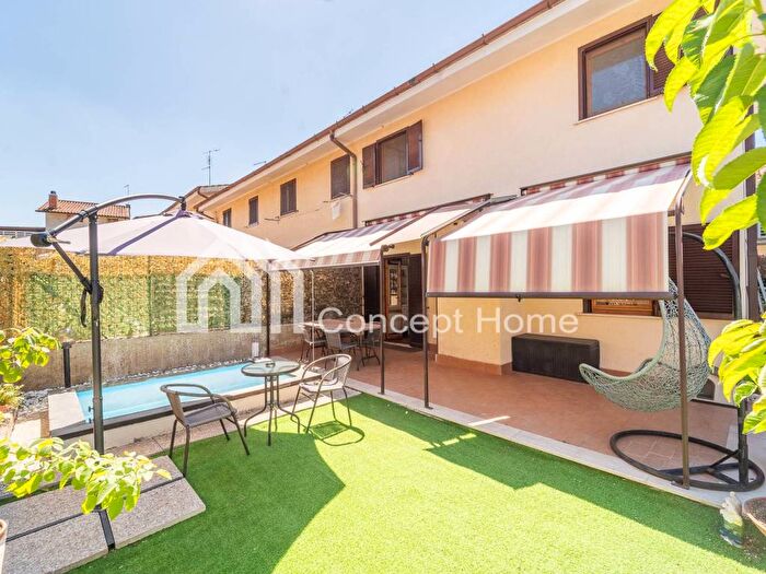 Casa trilocale in vendita in Via Variano Alta, Centro, Fabrica di Roma
