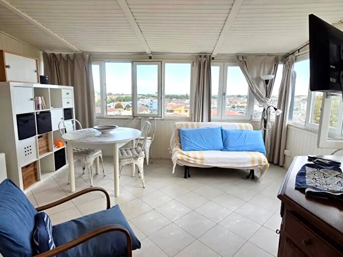 Appartamento bilocale in vendita in Viareggio