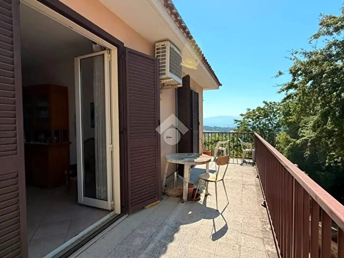 Appartamento trilocale in vendita in Via Le Piane, Capena