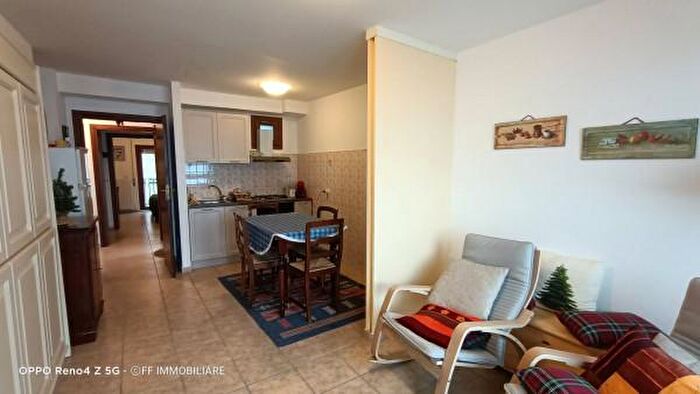 Appartamento bilocale in vendita in Strada Provinciale SarnanoSassotettoBolognola, Bolognola