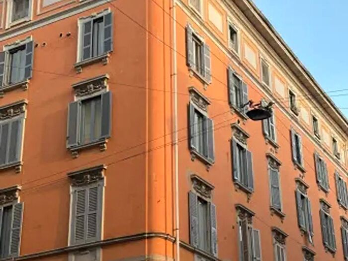 Appartamento trilocale in vendita in Milano