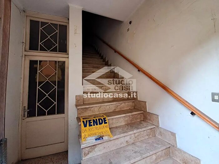 Appartamento con 10 locali in vendita in Via Bordala, RonzoChienis