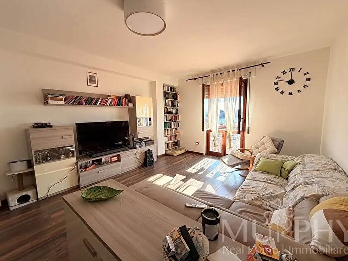 Appartamento trilocale in vendita in Via Magnaghi, La Maddalena