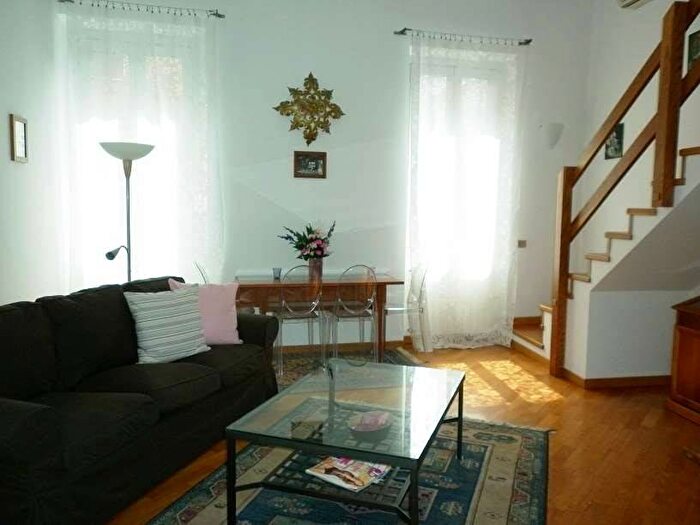 Appartamento bilocale in affitto in corso porta romana, Quadronno Crocetta, Milano