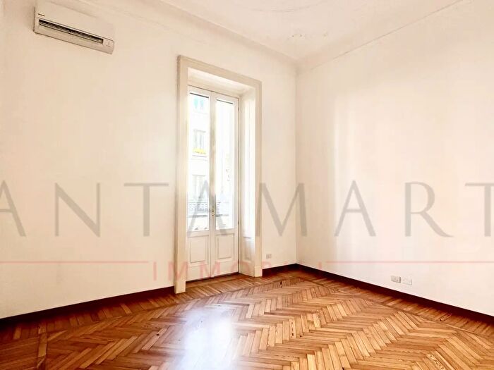 Appartamento quadrilocale in affitto in Via Spartaco, Milano